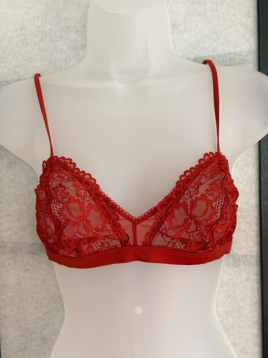 Savage X Fenty Other - Savage X Fenty Red Floral Lace Bralette NWT Size Small Sheer Unlined Lingerie